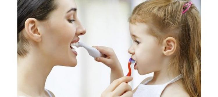 Muncul Kondisi Seperti Ini di Gigi Anak, Segera Cek ke Dokter Ya