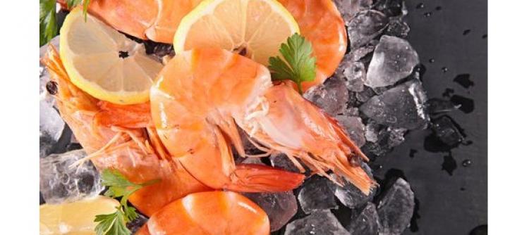 Makan Udang Lalu Minum Es Jeruk, Ini Efeknya Bagi Tubuh